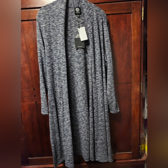 Bobeau Textured Long Cardi, Denim Blue Heather With Side Slits. Size 1X - Picture 1 of 2